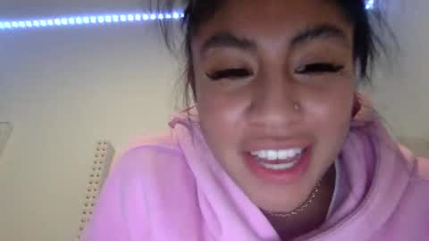 pretty_girl828687 online show from 27, 2, 2026