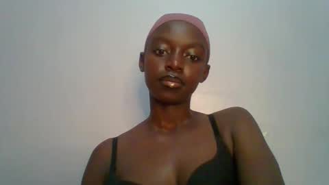 Snapshot of pretty_hearts chatting on 25, 2, 2026 Shillah online show from 25, 2, 2026