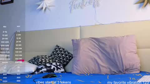 pretty_helga online show from 13, 12, 2024