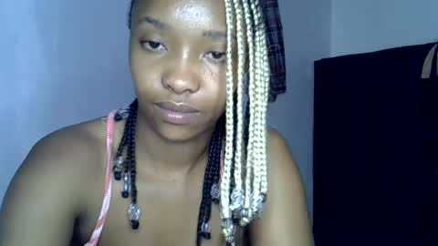 pretty jazminee online show from 23, 7, 2026