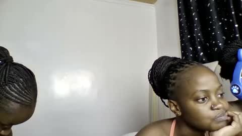 pretty luv1 online show from 12, 2, 2026