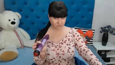 pretty_malika online show from 9, 2, 2025