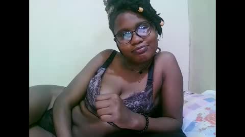 Snapshot of pretty_mellan chatting on 22, 1, 2025 pretty_mellan online show from 22, 1, 2025