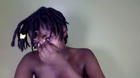 pretty_miya online show from 5, 1, 2025