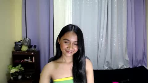 Snapshot of pretty_morenaxx chatting on 9, 3, 2025 Marimar online show from 9, 3, 2025