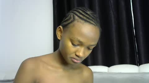 Snapshot of pretty_queennie chatting on 21, 7, 2026 Pretty doll online show from 21, 7, 2026