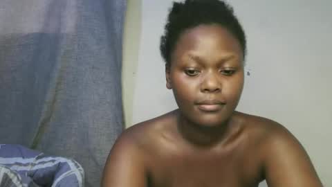 pretty_shanz online show from 18, 10, 2025