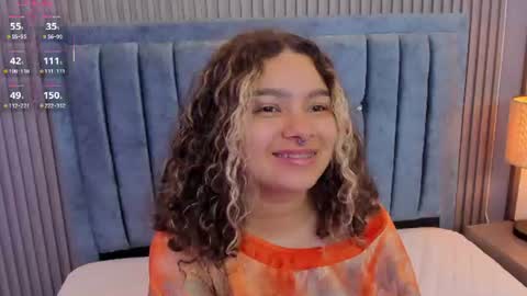 Snapshot of pretty_sunlight_ chatting on 20, 7, 2026 Daisy Flower online show from 20, 7, 2026