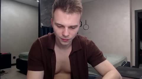Snapshot of pretty_sweety chatting on 23, 6, 2026 Justin online show from 23, 6, 2026