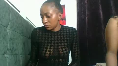 pretty_tiny online show from 25, 11, 2025