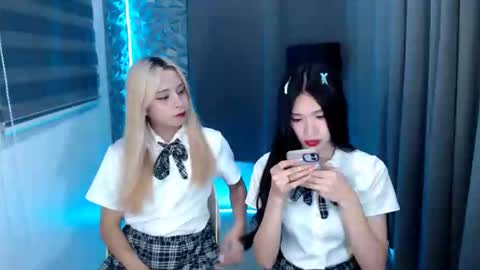 Snapshot of prettyallison_29 chatting on 20, 1, 2025 prettyallison_29 online show from 20, 1, 2025