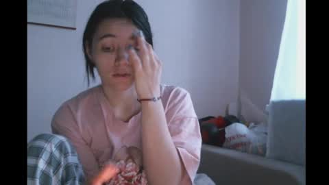 Bella online show from 4, 1, 2025