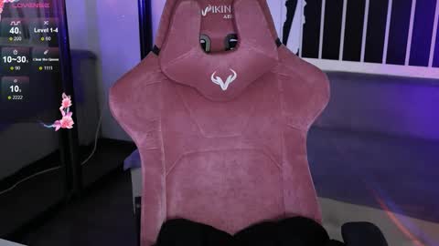 Violet online show from 5, 11, 2025