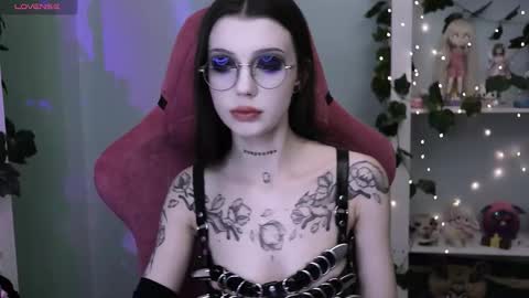Violet online show from 7, 2, 2026