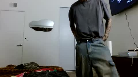 Snapshot of prettyboyszn chatting on 27, 9, 2025 pretty boy online show from 27, 9, 2025
