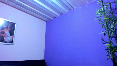 Snapshot of prettybunnies08 chatting on 21, 1, 2025 Enzo Denis online show from 21, 1, 2025