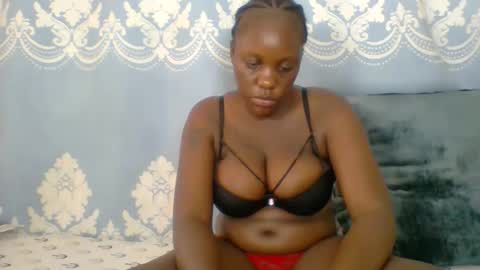 Snapshot of prettydarkskin002 chatting on 6, 2, 2026 SHANIA online show from 6, 2, 2026