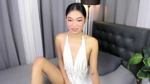 Snapshot of prettyhothugecock chatting on 2, 7, 2026 prettyhothugecock online show from 2, 7, 2026