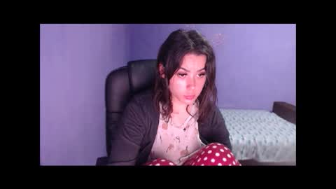 prettyjulliette online show from 3, 2, 2025