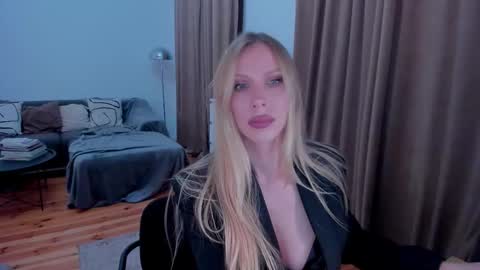 Snapshot of prettyk1ller chatting on 19, 1, 2026 Eva online show from 19, 1, 2026