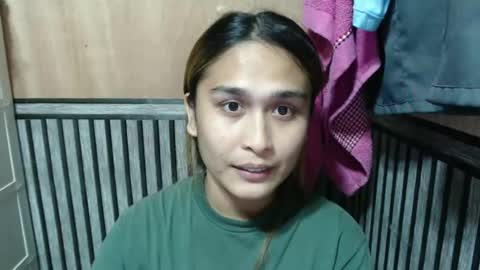 Snapshot of prettykate_04 chatting on 22, 10, 2025 Kate online show from 22, 10, 2025