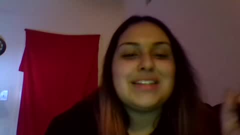 Snapshot of prettylillyy02 chatting on 16, 12, 2024 lilly333 online show from 16, 12, 2024