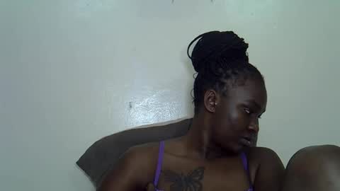 Snapshot of prettyliz30 chatting on 11, 9, 2025 LILIAN online show from 11, 9, 2025