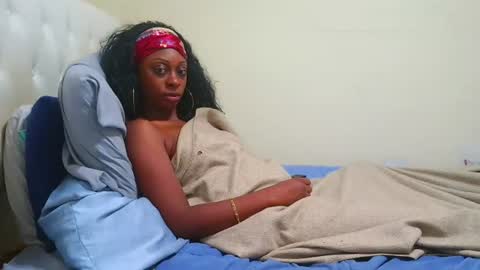 Snapshot of prettylondond chatting on 14, 7, 2026 prettylondond online show from 14, 7, 2026
