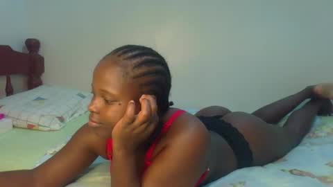 Snapshot of prettymelly_ chatting on 7, 7, 2026 Melly online show from 7, 7, 2026