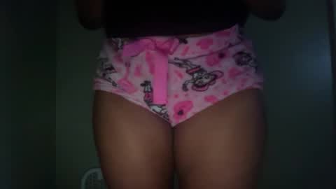 Snapshot of prettypssyred05 chatting on 1, 7, 2026 prettypssyred05 online show from 1, 7, 2026
