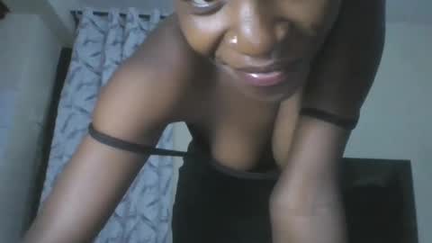 Snapshot of prettypussy_24 chatting on 22, 5, 2026 prettypussy_24 online show from 22, 5, 2026