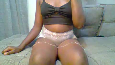 Snapshot of prettyqueen254 chatting on 9, 12, 2024 pretty queen online show from 9, 12, 2024