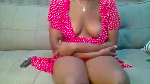 Snapshot of prettyqueen254 chatting on 11, 2, 2025 pretty queen online show from 11, 2, 2025