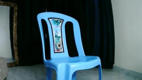 prettyreen online show from 13, 4, 2026