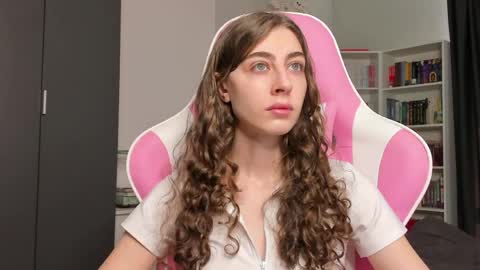 Sophie  next stream will be at Monday  i will wait you guys  online show from 19, 5, 2026