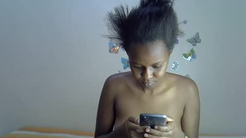 prettytess online show from 31, 5, 2026