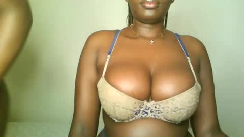 Snapshot of prettyvishy chatting on 16, 6, 2026 prettyvishy online show from 16, 6, 2026