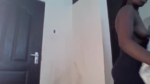 prettyzuzu online show from 21, 10, 2025