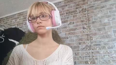 Snapshot of pricillasol chatting on 25, 3, 2026 Stella online show from 25, 3, 2026