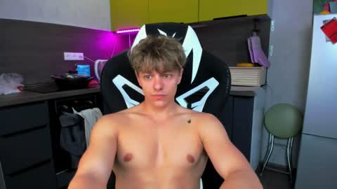 Snapshot of prince_nik chatting on 25, 6, 2026 prince online show from 25, 6, 2026