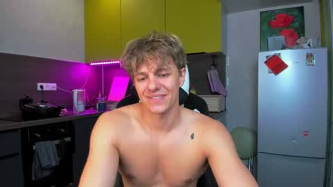 Snapshot of prince_nik chatting on 27, 6, 2026 prince online show from 27, 6, 2026