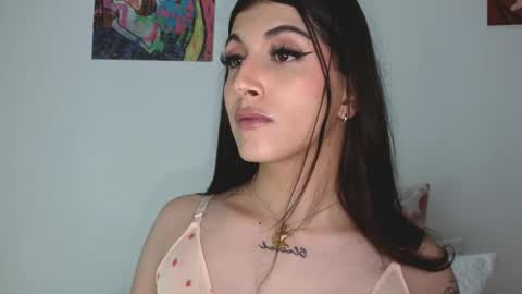 Sophie online show from 5, 3, 2026