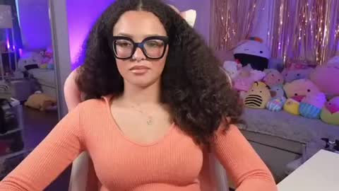 Amber online show from 7, 7, 2026