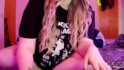 Snapshot of princessblazed444 chatting on 21, 9, 2025 NOTYOURTYPICALBARBIE online show from 21, 9, 2025