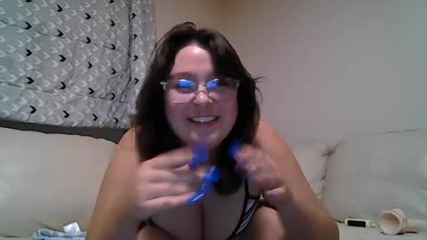 Snapshot of princesspeachezzz chatting on 22, 7, 2026 Peach online show from 22, 7, 2026