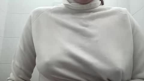 Snapshot of princesss99495055 chatting on 22, 2, 2025 PureLust Couple online show from 22, 2, 2025