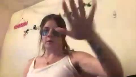Snapshot of princesssnowflk84 chatting on 28, 6, 2026 princesssnowflk84 online show from 28, 6, 2026