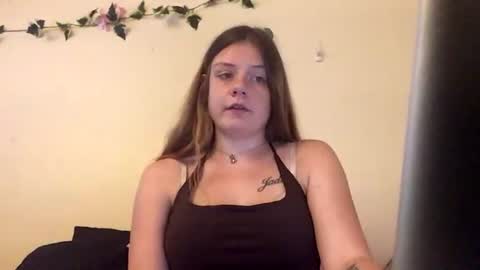 Snapshot of princesssnowflk84 chatting on 19, 7, 2026 princesssnowflk84 online show from 19, 7, 2026