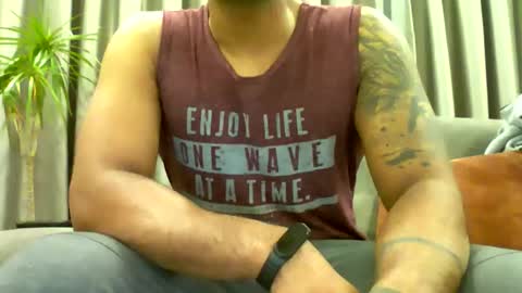 Snapshot of profgrey93 chatting on 27, 3, 2026 profgrey93 online show from 27, 3, 2026