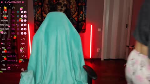 Di online show from 5, 1, 2025